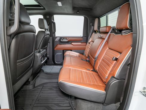 Used 2024 GMC Sierra 2500 Denali Ultimate image 36