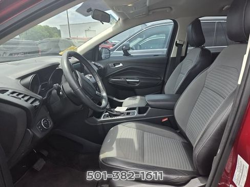 Used 2018 Ford Escape SE w/ SE Sport Appearance Package AWD/4WD image 9