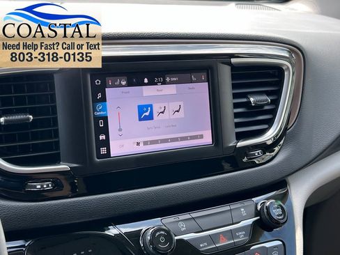 Used 2023 Chrysler Voyager LX FWD image 37