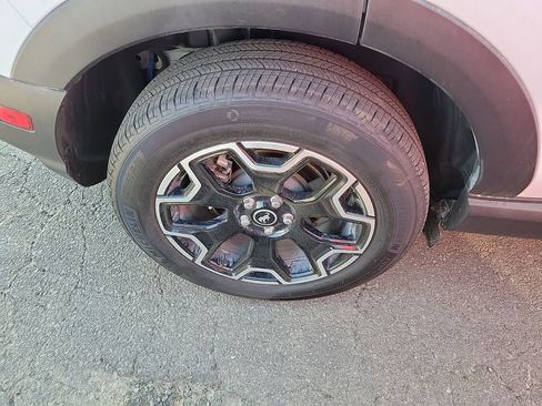 Used 2025 Ford Bronco Sport Outer Banks w/ Outer Banks Tech Package+ image 5