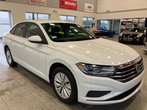 Used 2019 Volkswagen Jetta S w/ Driver Assistance Package image 3