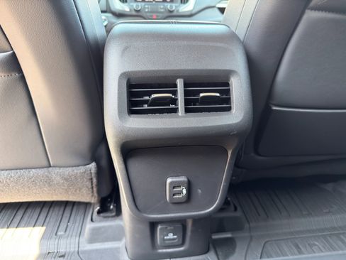 Used 2021 GMC Terrain SLT w/ Elevation Edition FWD image 20
