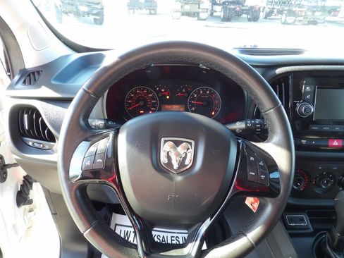 Used 2019 RAM ProMaster City Tradesman SLT image 14