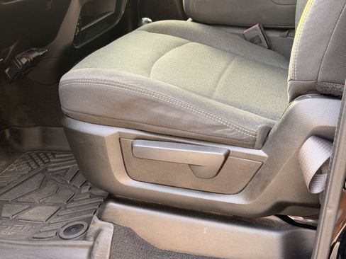 Used 2019 RAM 2500 Tradesman AWD/4WD image 15