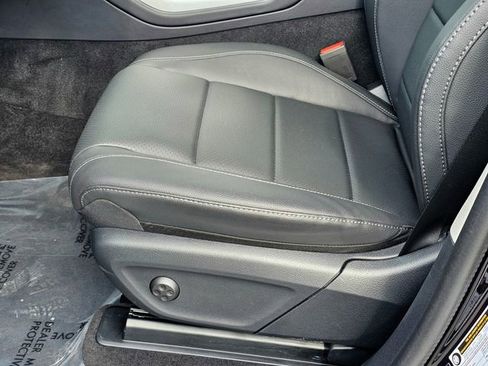 Certified 2026 Mercedes-Benz GLS 450 4MATIC image 19