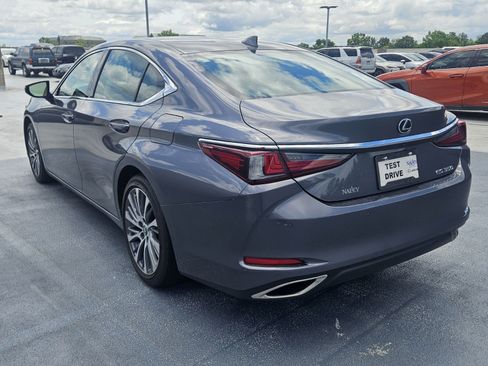 Certified 2020 Lexus ES 350 w/ Premium Package FWD image 4