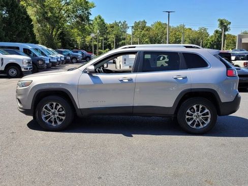 Used 2019 Jeep Cherokee Latitude Plus image 5