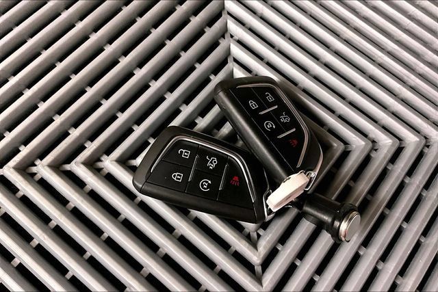Used 2023 Cadillac CT5 Luxury RWD image 11
