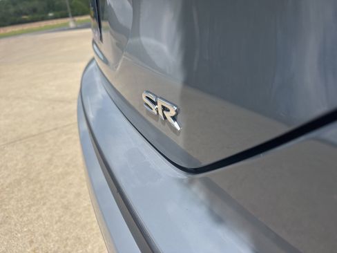 Used 2023 Nissan Kicks SR w/ SR Premium Package FWD image 9