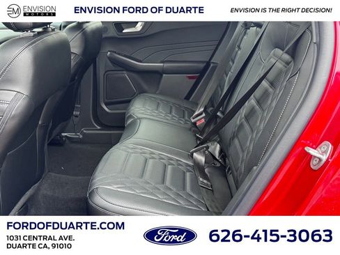 New 2024 Ford Escape SE w/ PHEV Premium Package image 28