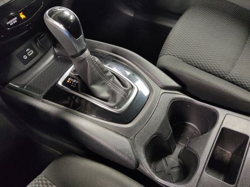 Used 2020 Nissan Rogue Sport S FWD image 26