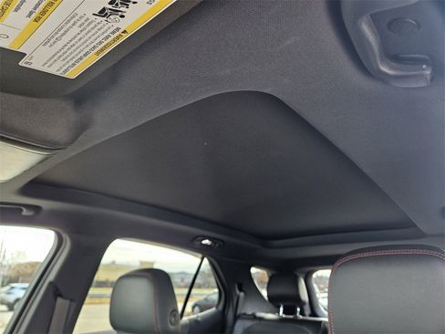 Used 2023 Chevrolet Equinox RS image 18