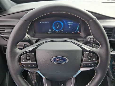 Certified 2022 Ford Explorer ST w/ ST Street Pack AWD/4WD image 21
