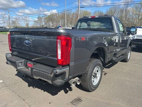 New 2026 Ford F250 XL w/ XL Chrome Package AWD/4WD image 8