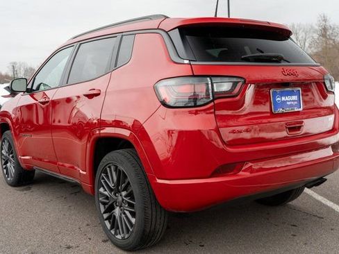 Used 2022 Jeep Compass Limited w/ (RED) Package image 8