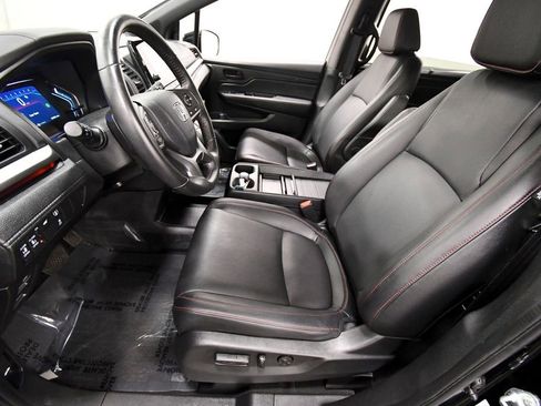 Certified 2024 Honda Odyssey Sport image 14