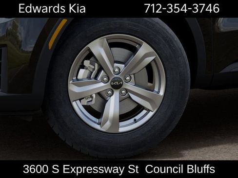 New 2026 Kia Sorento LX FWD image 11