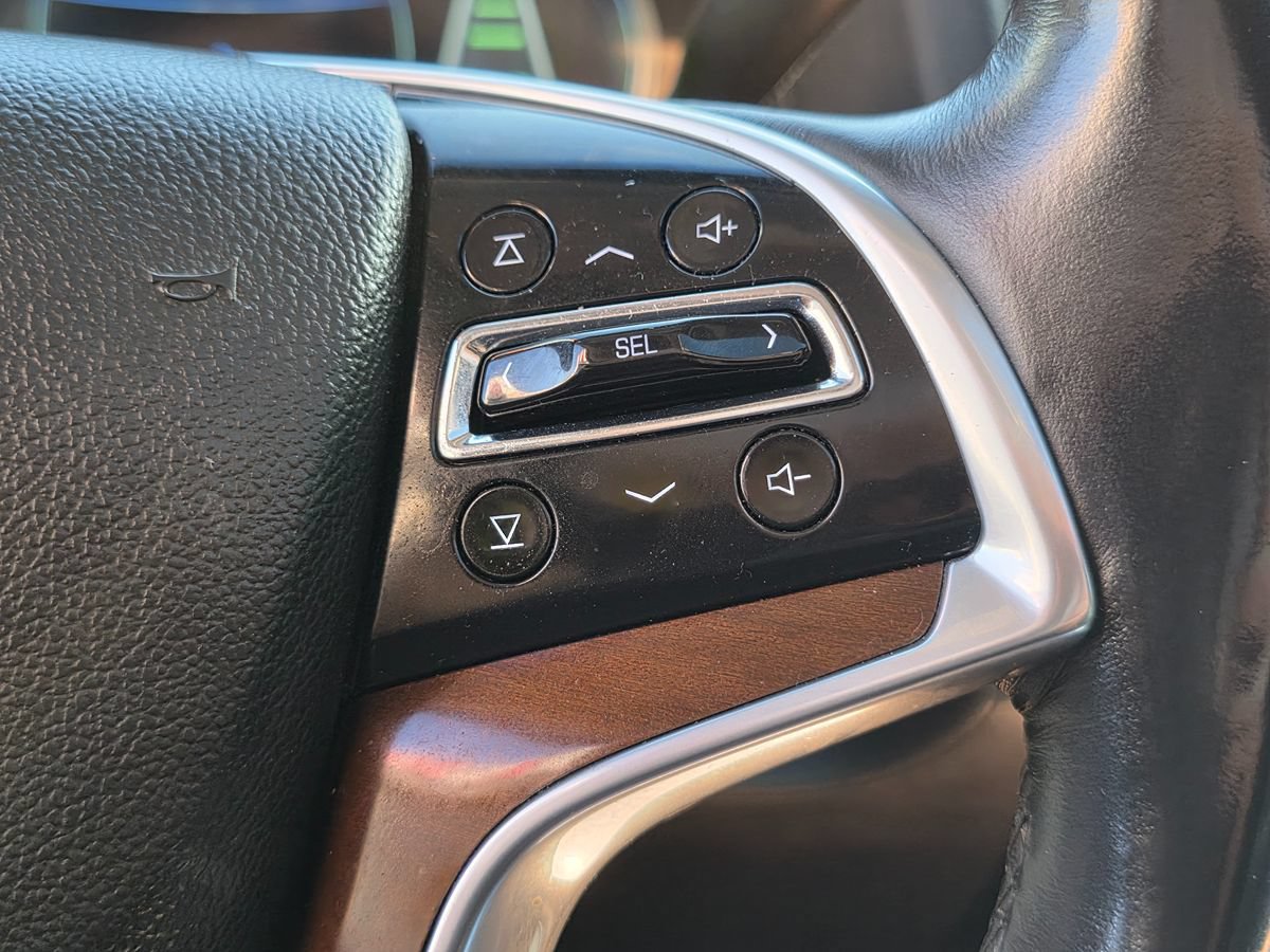 Used 2018 Cadillac Escalade Luxury RWD image 39