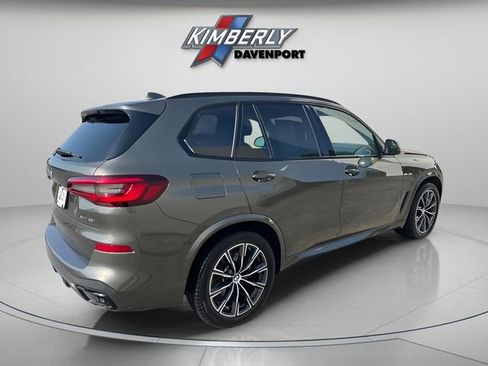 Certified 2022 BMW X5 xDrive40i w/ M Sport Package image 5