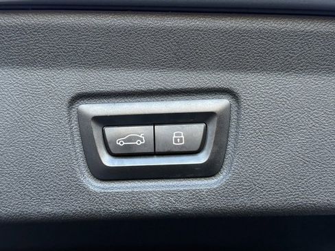 Certified 2023 BMW i4 eDrive35 image 16