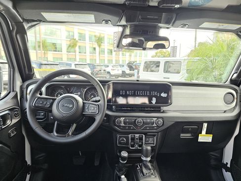 New 2026 Jeep Gladiator Sport image 24