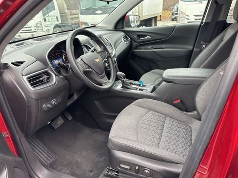 Used 2024 Chevrolet Equinox LT image 10