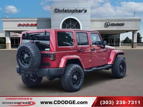 Used 2013 Jeep Wrangler Unlimited Rubicon w/ Connectivity Group AWD/4WD image 3