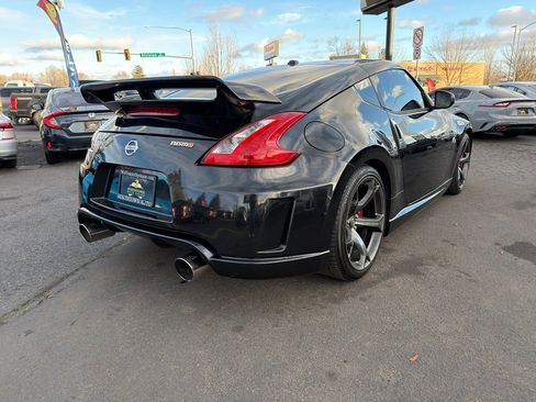 Used 2013 Nissan 370Z NISMO w/ Bose Pkg image 7