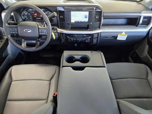 New 2026 Ford F250 XL image 19