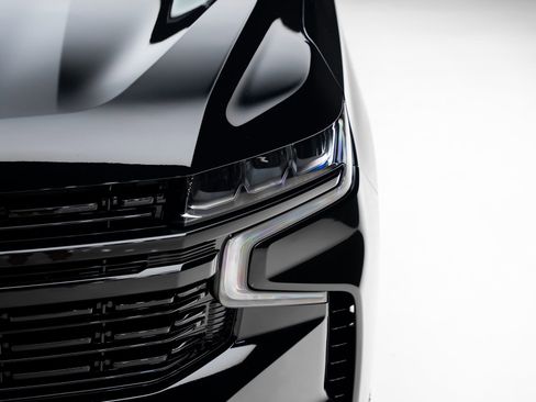 Used 2024 Chevrolet Suburban RST w/ Luxury Package image 11