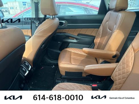 Certified 2023 Kia Sorento SX Prestige AWD/4WD image 10