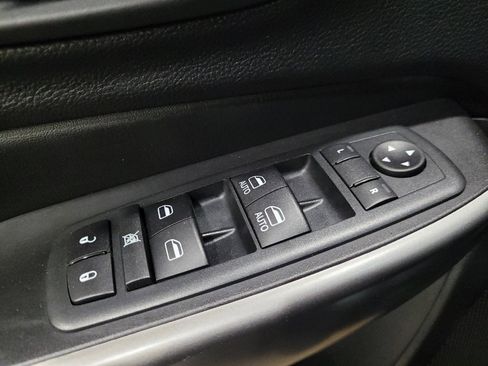 Used 2020 Jeep Cherokee High Altitude AWD/4WD image 27