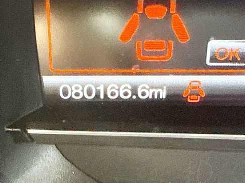 Used 2017 Ford Explorer XLT w/ Equipment Group 202A image 39