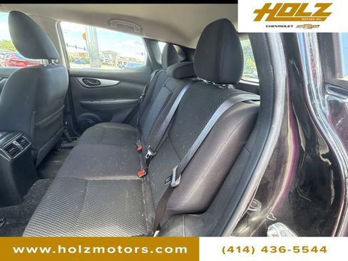 Used 2018 Nissan Rogue Sport S w/ S Appearance Package AWD/4WD image 21