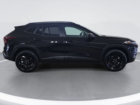 Certified 2026 Chevrolet Trax ACTIV w/ Driver Confidence Package FWD image 2