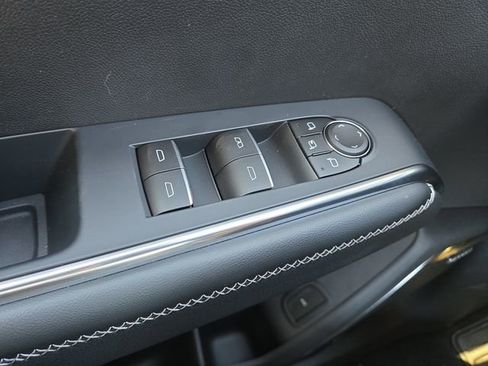 New 2026 GMC Acadia Denali w/ Super Cruise Package image 19