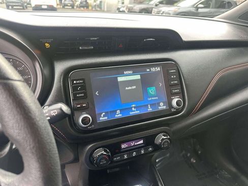 Used 2024 Nissan Kicks SR image 26