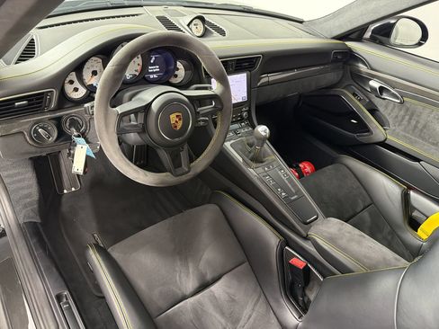 Certified 2019 Porsche 911 GT3 RWD image 27