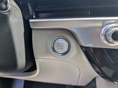Used 2023 Kia Telluride S w/ S Sunroof Package FWD image 28