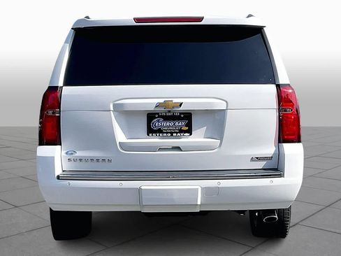 Used 2017 Chevrolet Suburban Premier image 4