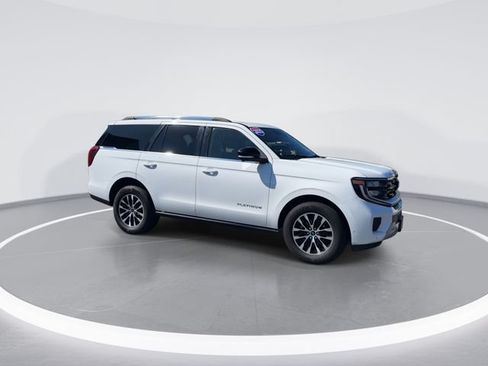 Certified 2025 Ford Expedition Platinum AWD/4WD image 8