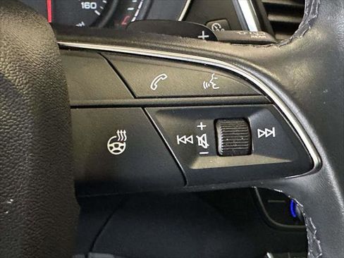 Used 2023 Audi Q5 2.0T Premium w/ Convenience Package image 23