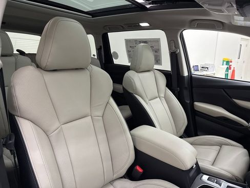 New 2026 Subaru Ascent Limited image 25