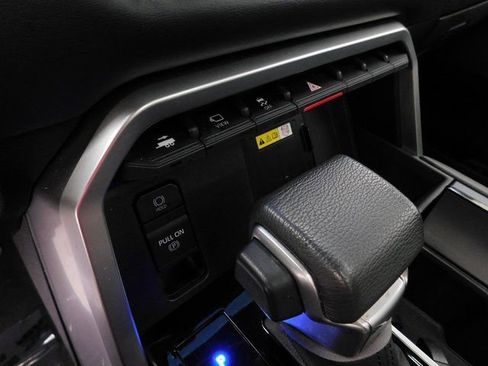 Used 2022 Toyota Tundra Platinum image 36