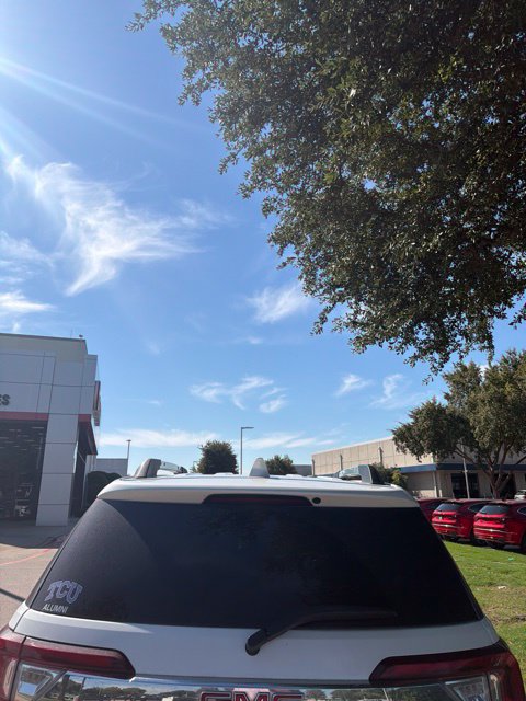 Used 2020 GMC Acadia Denali w/ Denali Ultimate Package AWD/4WD image 4