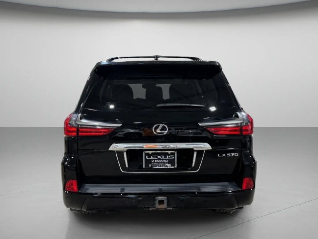 Used 2019 Lexus LX 570 4WD w/ Luxury Package image 5