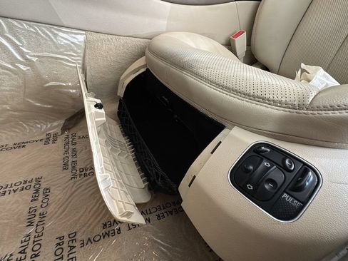 Used 2004 Mercedes-Benz SL 500 image 39