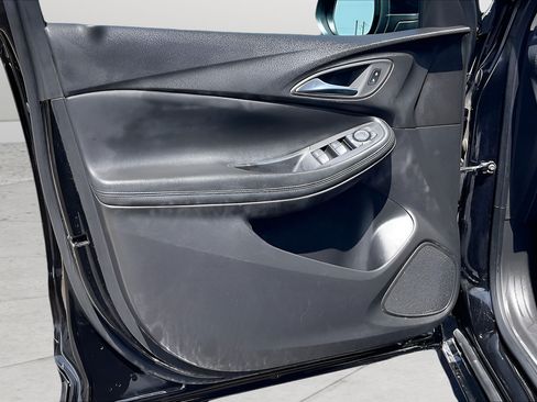 Used 2025 Buick Encore GX Sport Touring FWD image 16