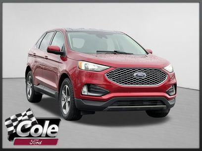 Used 2024 Ford Edge SEL w/ Convenience Package