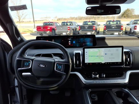 New 2025 Ford Expedition Max Platinum w/ Stealth Appearance Package image 16